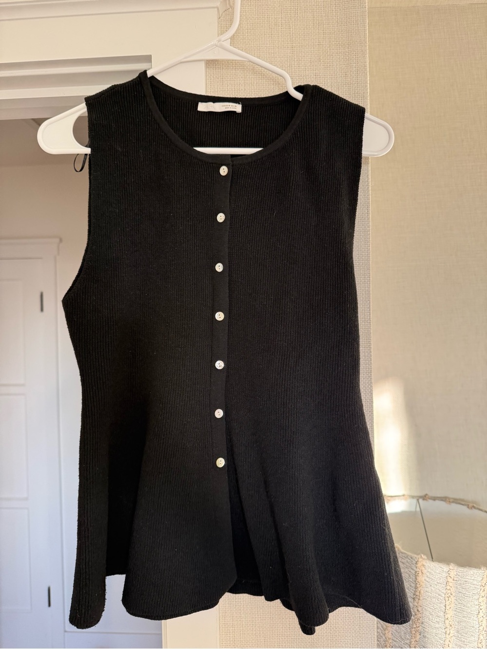 Zara Black Sleeveless Button-Front Knit Tank